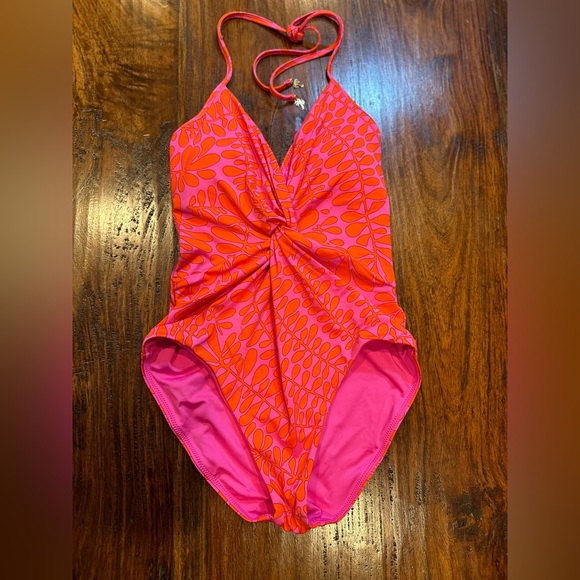 NWT! Trina Turk Trellis Plunge One Piece Swimsuit Bathing Suit Size 14 🌺🌴☀️ - Picture 9 of 12